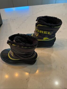 Kids Sorel winter boots